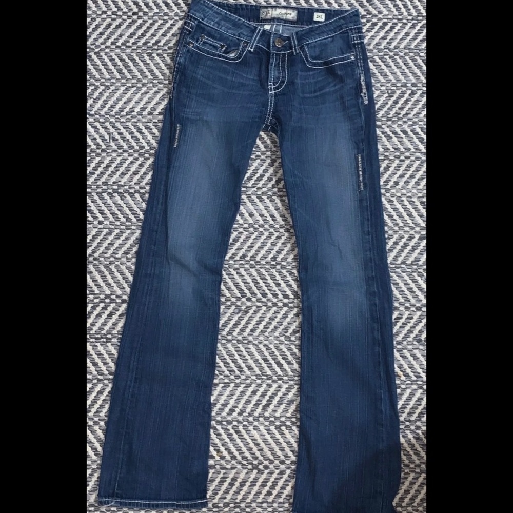 Bke culture jeans size 28 x 33.5 boot cut